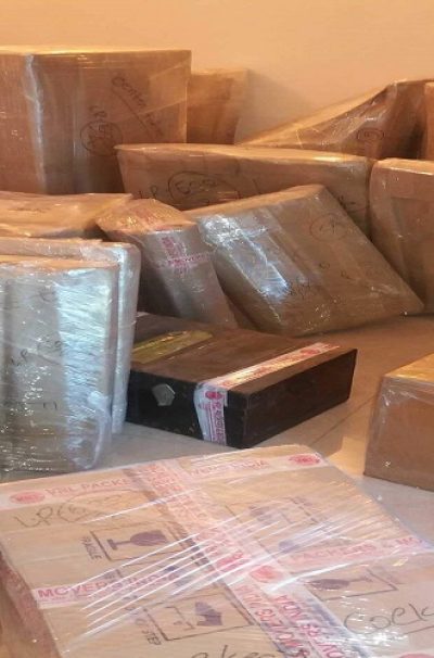 Wrapping-service-for-furniture